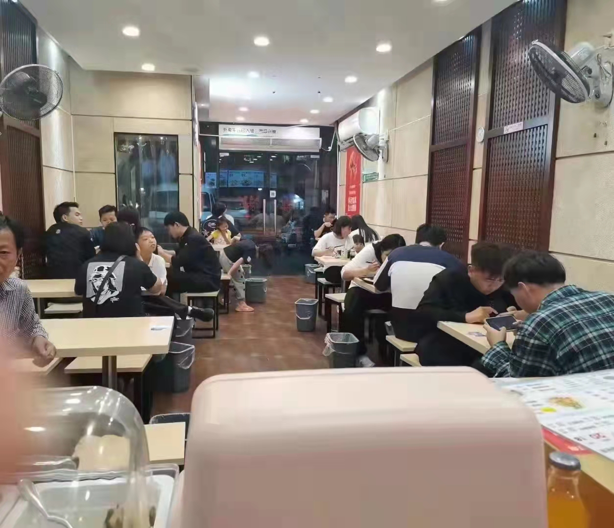 如意餛飩店生意好不好？還需要自己的努力！