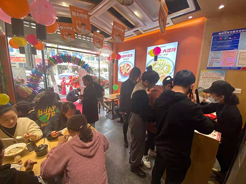 餛飩店開在這些位置，賺翻了